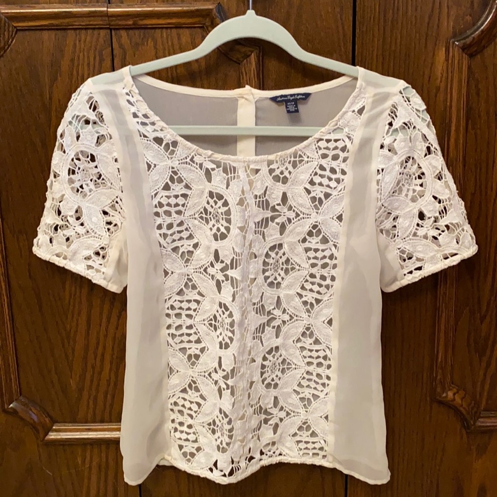 Gorgeous lace America Eagle shirt size XS
